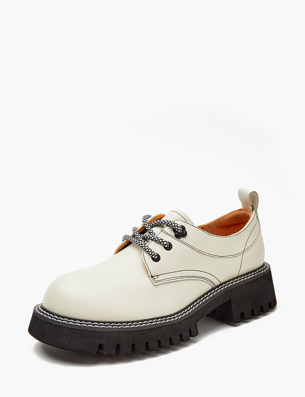 Белые кожаные женские дерби MASCOTTE 58-410611-7115M | ракурс 2 Белые кожаные женские дерби MASCOTTE 58-410611-7115M | ракурс 2