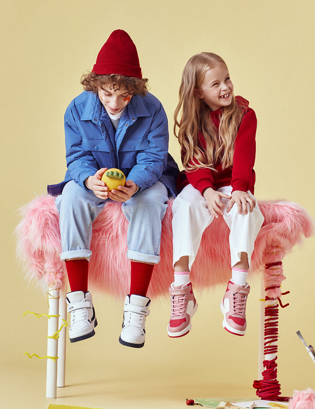 Белые высокие кроссовки для мальчиков MASCOTTE 189-324921-0601 | ракурс 1