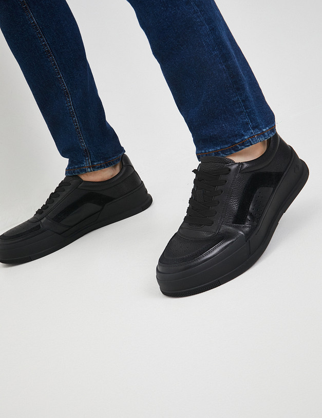 Черные мужские кеды из кожи MASCOTTE 22-5111812-0102 | ракурс 1 Черные мужские кеды из кожи MASCOTTE 22-5111812-0102 | ракурс 1