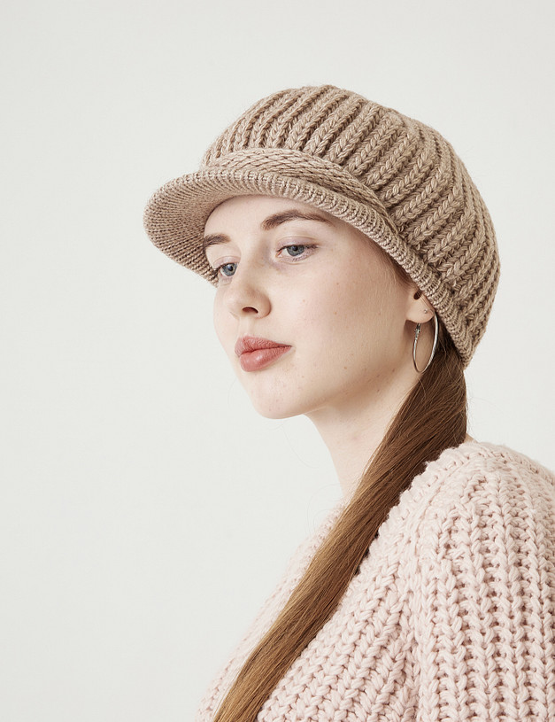 Бежевая женская шапка MASCOTTE 781-1236-7508 | ракурс 1