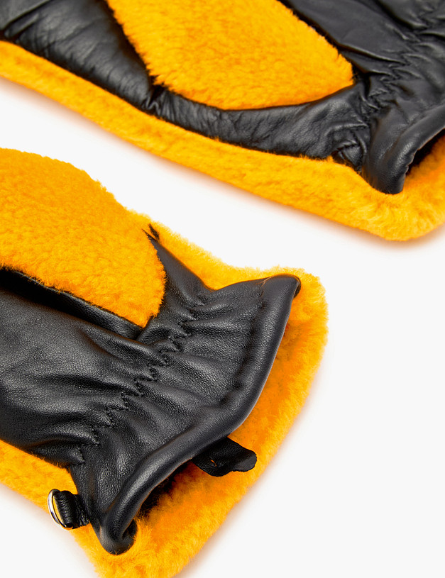 Желтые женские варежки из шерсти MASCOTTE 717-2216-518 | ракурс 4