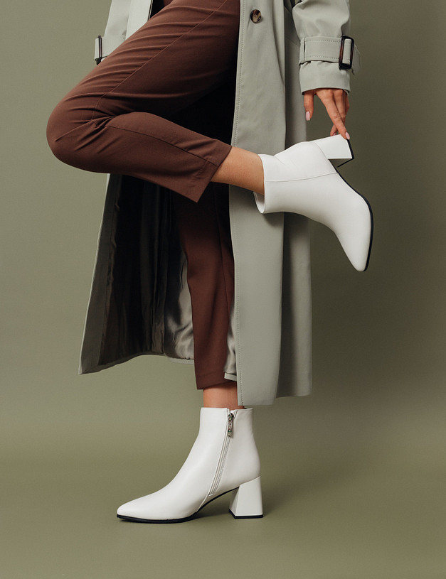 Молочные кожаные женские ботильоны MASCOTTE 233-310621-4156M | ракурс 2