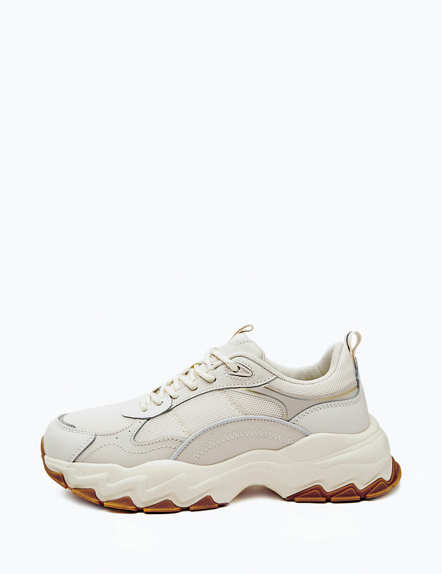 Молочные массивные женские кроссовки MASCOTTE 189-414721-0201 | ракурс 1