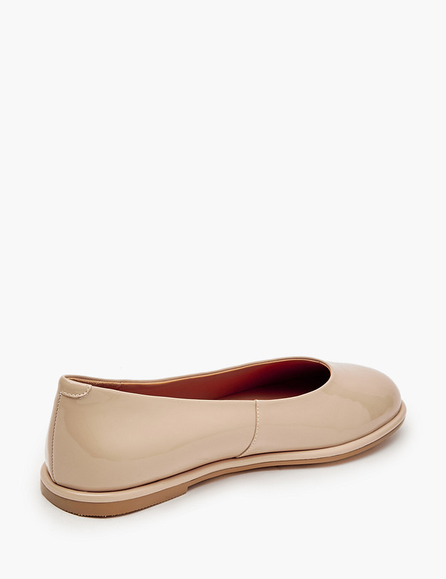 Бежевые лакированные женские балетки MASCOTTE 126-414811-3705M | ракурс 3 Бежевые лакированные женские балетки MASCOTTE 126-414811-3705M | ракурс 3