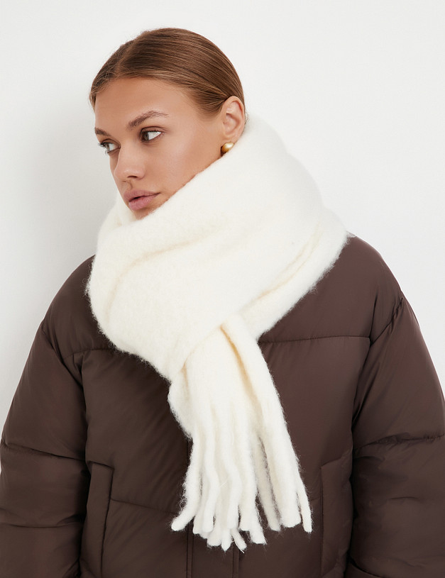 Белый женский шарф MASCOTTE 766-5210-2401 | ракурс 1