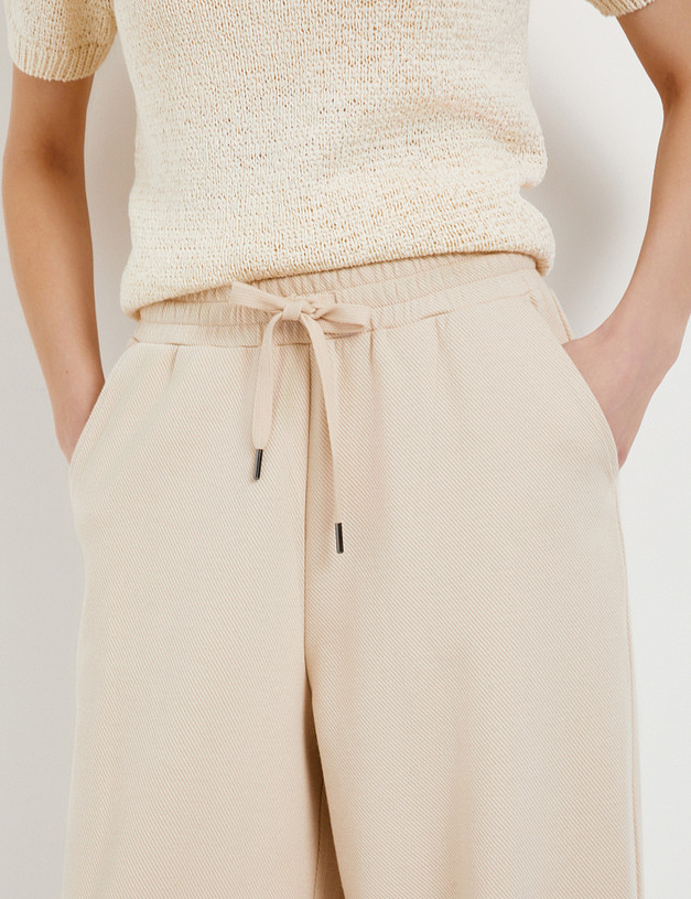 Молочные женские брюки MASCOTTE 890-5104-2601 | ракурс 3