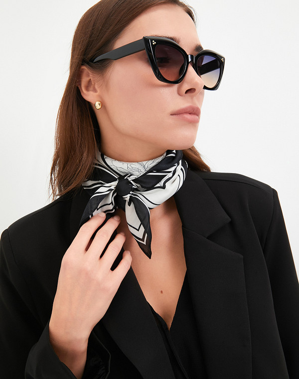 766-4112-2401 Платок женский бел, Mascotte