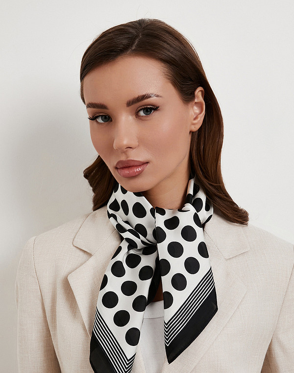 766-6103-2421 Платок женский черн/бел, Mascotte