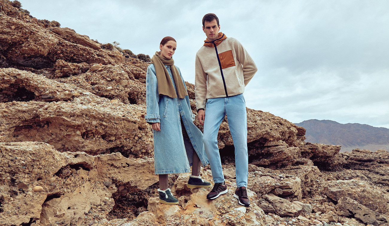 Специально для участников программы лояльности, со статусом "Легенда" подарок при покупке от 20 000 рублей.