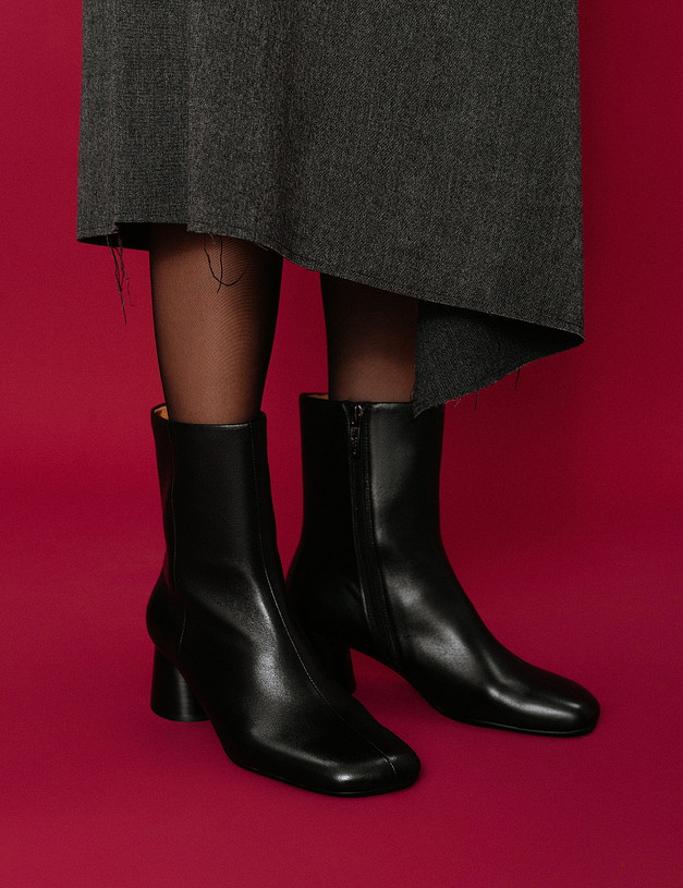Черные женские ботильоны MASCOTTE 15-522111-0502 | ракурс 2