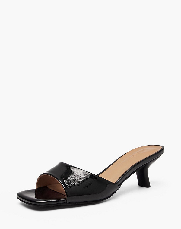 78-610811-0702 Туфли летние женские лак.кожа/нат.кожа черн, Mascotte