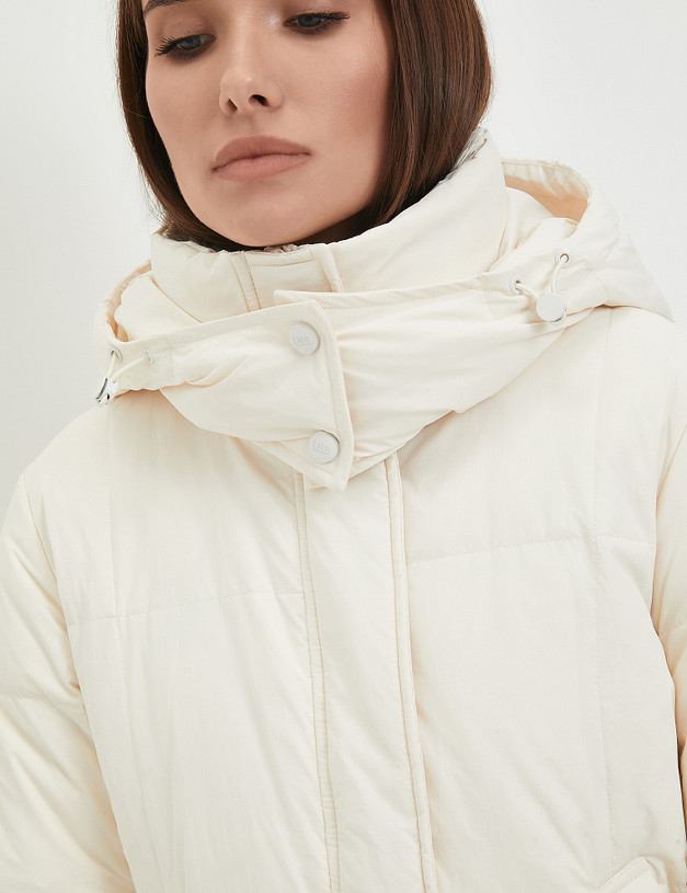 Молочное женское дутое пальто MASCOTTE 234-3428-2401 | ракурс 6