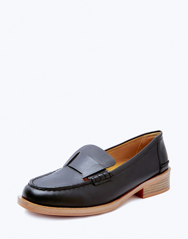 233-413211-0102 Туфли женские нат.кожа/нат.кожа черн, Mascotte