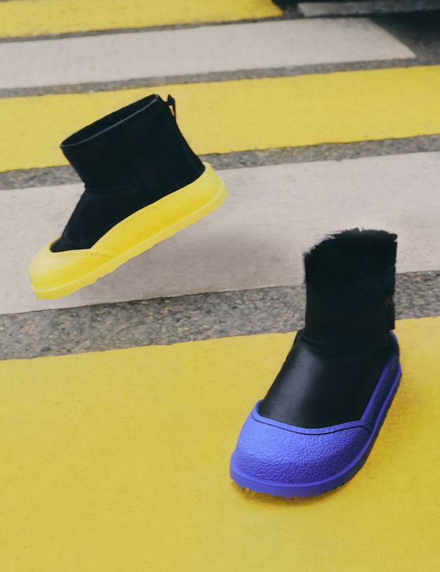 Черные женские угги с синей подошвой MASCOTTE 128-325331-0903 | ракурс 1