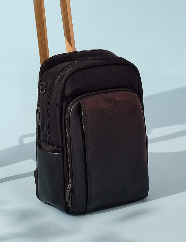 Черный мужской рюкзак MASCOTTE 604-6105-202 | ракурс 2