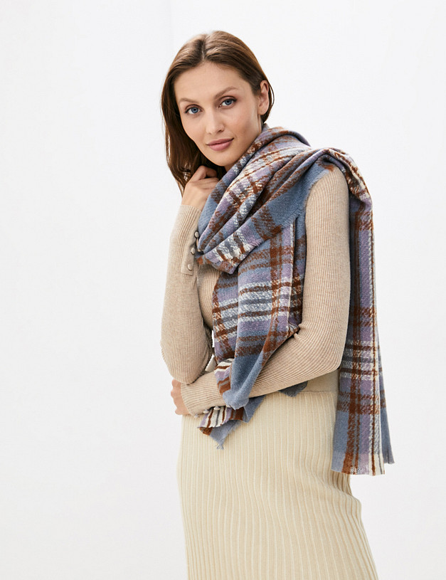 Серый объемный женский шарф MASCOTTE 730-1211-7509 | ракурс 3 Серый объемный женский шарф MASCOTTE 730-1211-7509 | ракурс 3