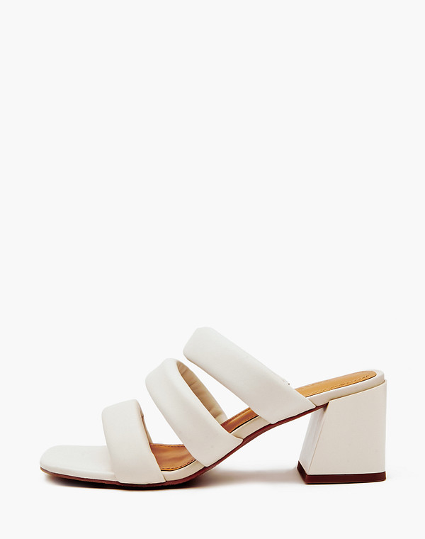 233-411811-0501 Туфли летние женские нат.кожа/нат.кожа молочн, Mascotte