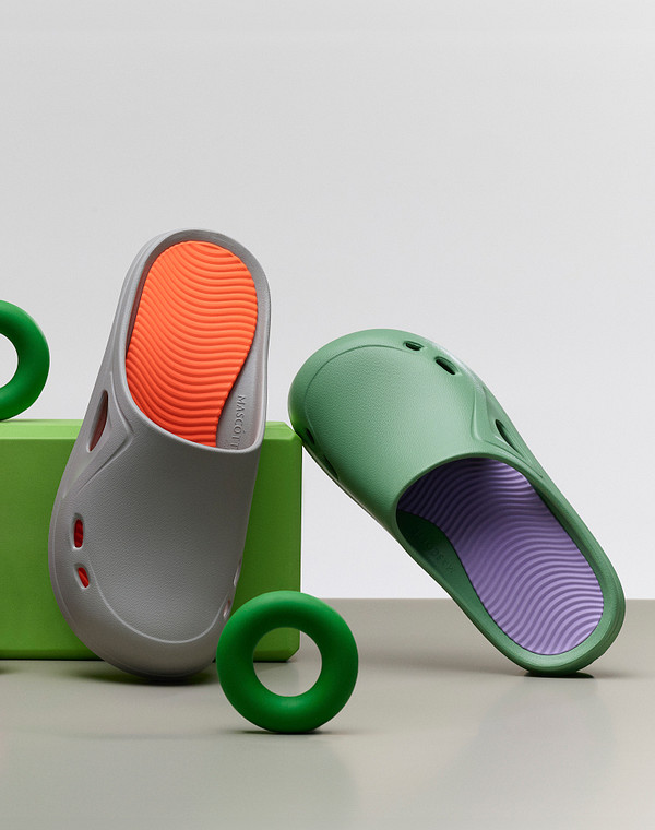 Зеленые женские сабо 1490₽