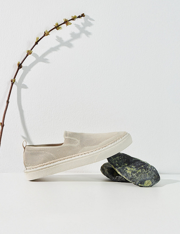 Молочные мужские сетчатые слипоны MASCOTTE 64-516691-0201 | ракурс 1