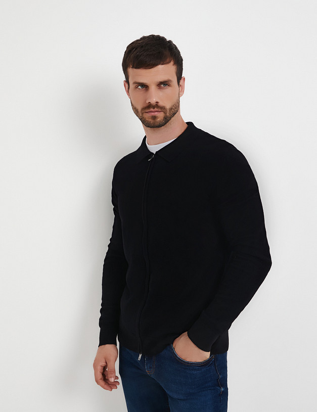 Черный мужской кардиган MASCOTTE 852-5219-7502 | ракурс 3 Черный мужской кардиган MASCOTTE 852-5219-7502 | ракурс 3