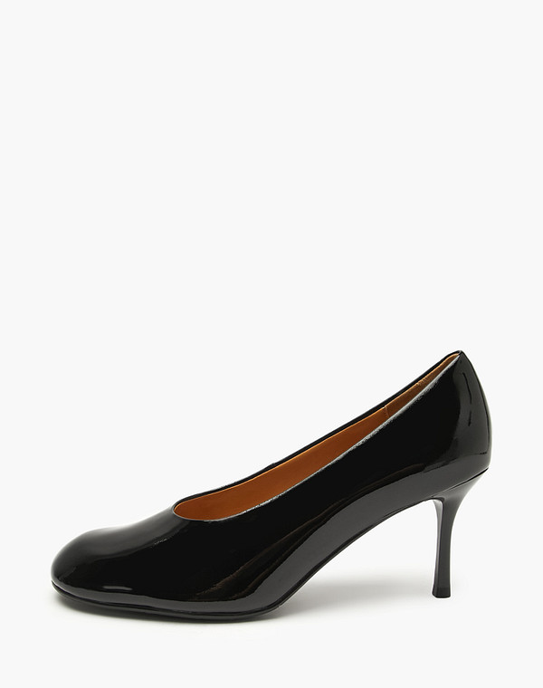 Черные женские лакированные туфли 5990₽