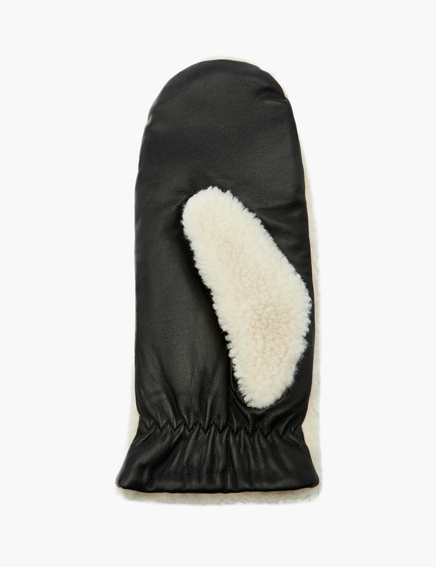 Белые женские варежки из шерсти MASCOTTE 717-2216-501 | ракурс 3 Белые женские варежки из шерсти MASCOTTE 717-2216-501 | ракурс 3