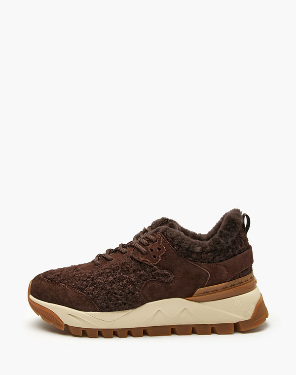 Коричневые женские зимние кроссовки 10490₽