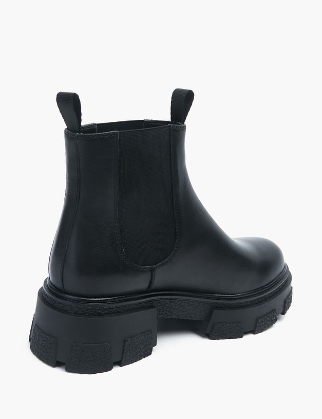 Черные женские челси из натуральной кожи MASCOTTE 233-229321-0102 | ракурс 3 Черные женские челси из натуральной кожи MASCOTTE 233-229321-0102 | ракурс 3