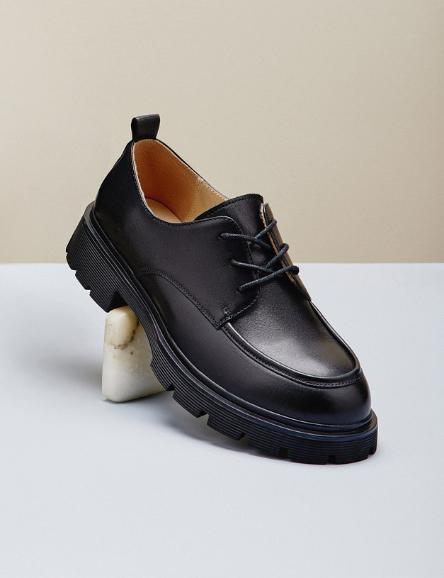 Черные женские дерби из натуральной кожи MASCOTTE 58-220812-0102 | ракурс 1