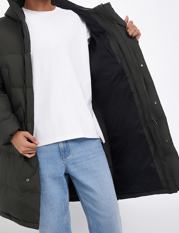 Мужской пуховик цвета хаки MASCOTTE 837-4206-2404 | ракурс 6 Мужской пуховик цвета хаки MASCOTTE 837-4206-2404 | ракурс 6