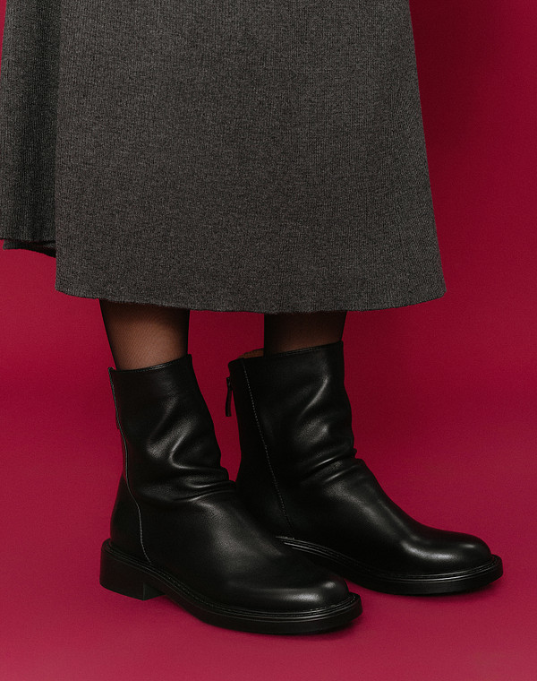 Черные женские ботинки 11990₽