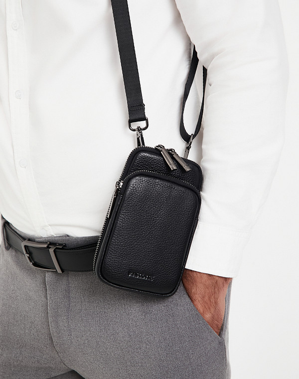 Черная мужская сумка для мобильного 6290₽