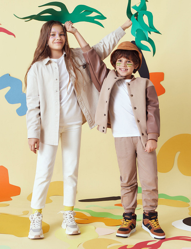 Бежевые высокие кроссовки для девочек MASCOTTE 234-320422-0601 | ракурс 1