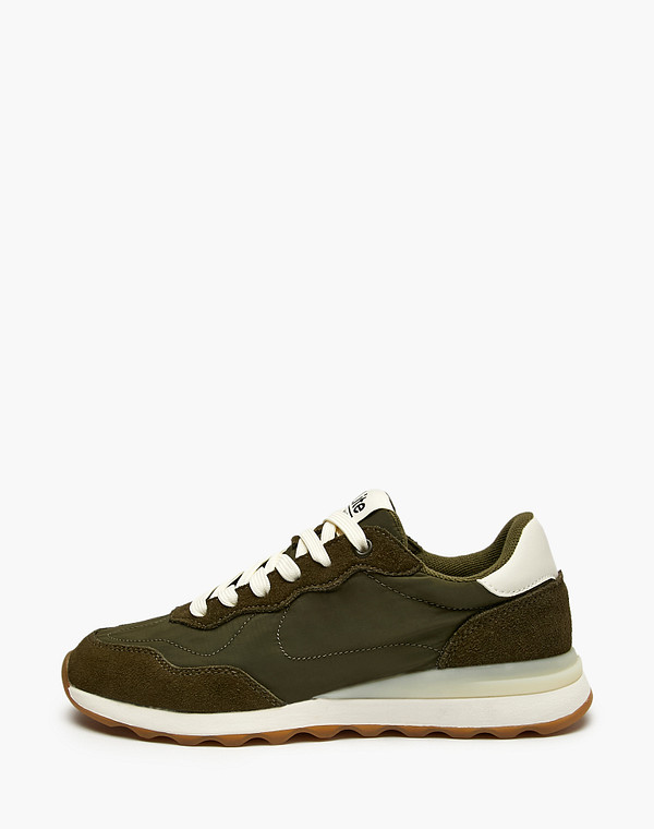 Зеленые женские кроссовки 3990₽