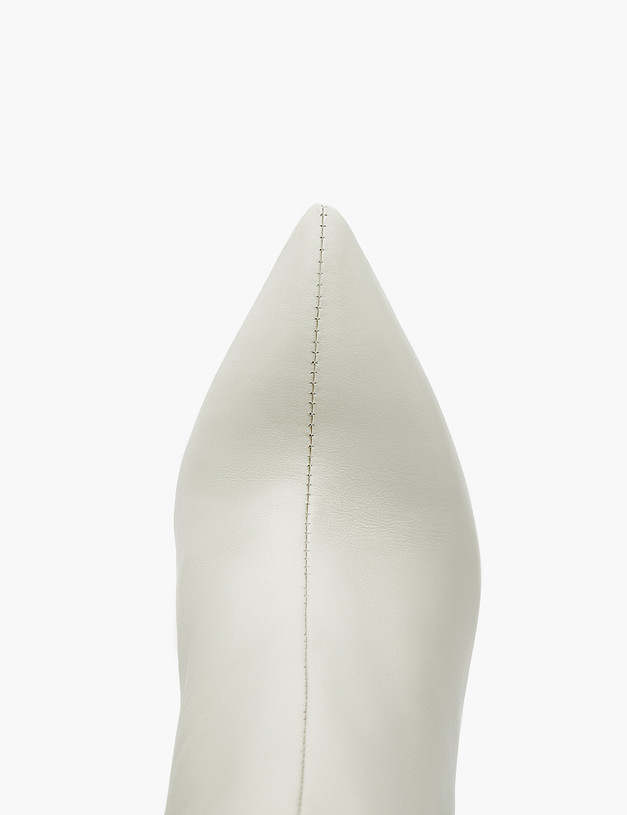 Молочные женские ботильоны на высоком каблуке MASCOTTE 126-320921-0101 | ракурс 5 Молочные женские ботильоны на высоком каблуке MASCOTTE 126-320921-0101 | ракурс 5