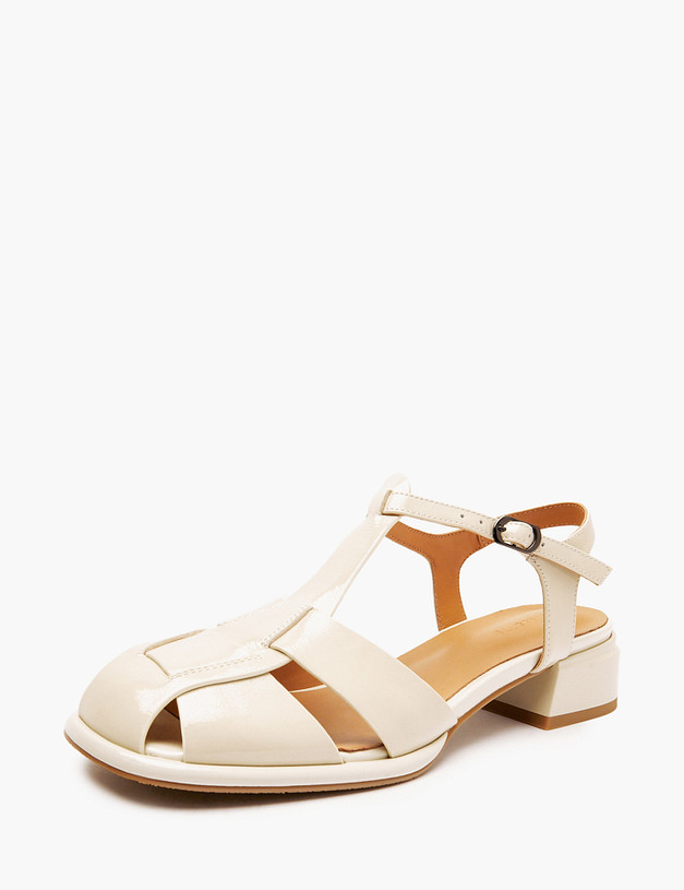 Молочные женские сандалии MASCOTTE 100-516511-0701 | ракурс 2 Молочные женские сандалии MASCOTTE 100-516511-0701 | ракурс 2