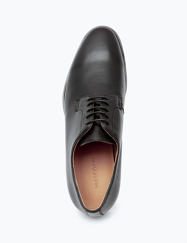 Черные мужские дерби из натуральной кожи MASCOTTE 175-4110512-8400M | ракурс 4 Черные мужские дерби из натуральной кожи MASCOTTE 175-4110512-8400M | ракурс 4
