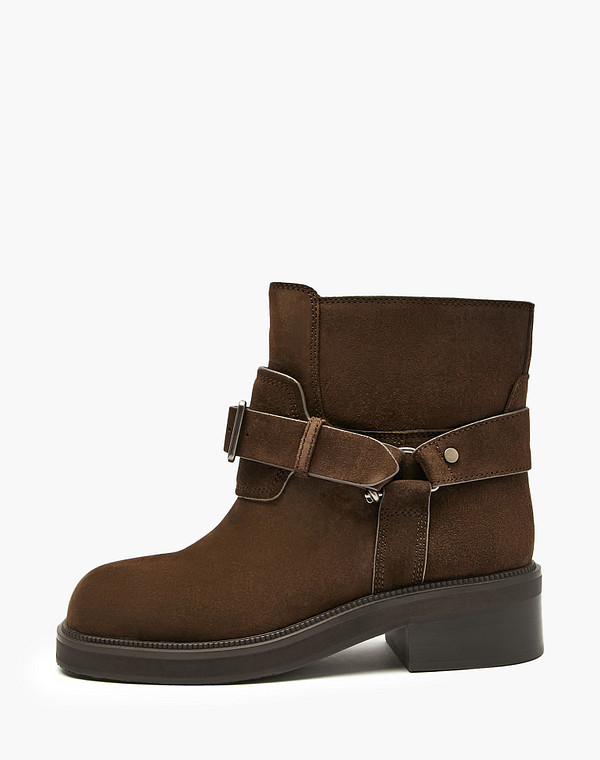 Коричневые женские ботинки 10990₽