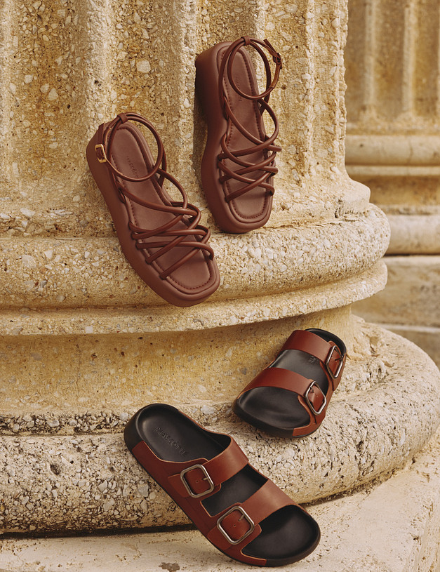 Коричневые женские сандалии MASCOTTE 126-311562-0609 | ракурс 1 Коричневые женские сандалии MASCOTTE 126-311562-0609 | ракурс 1