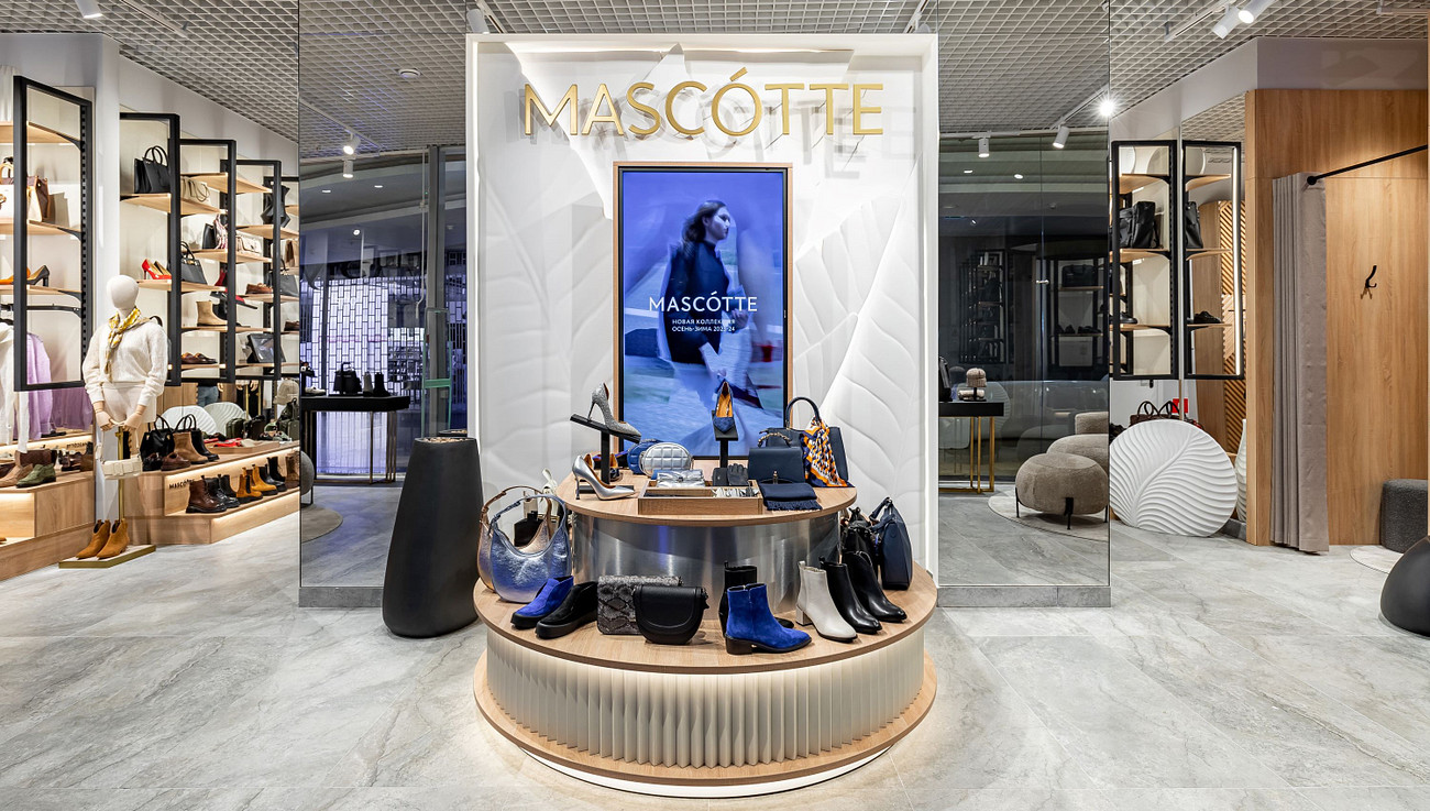 Открытие флагманского салона в Москве, ТРЦ Афимолл