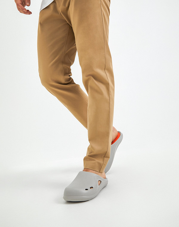 Серые мужские сабо 1490₽