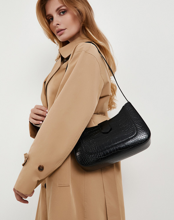 Черная женская сумка с тиснением 4990₽