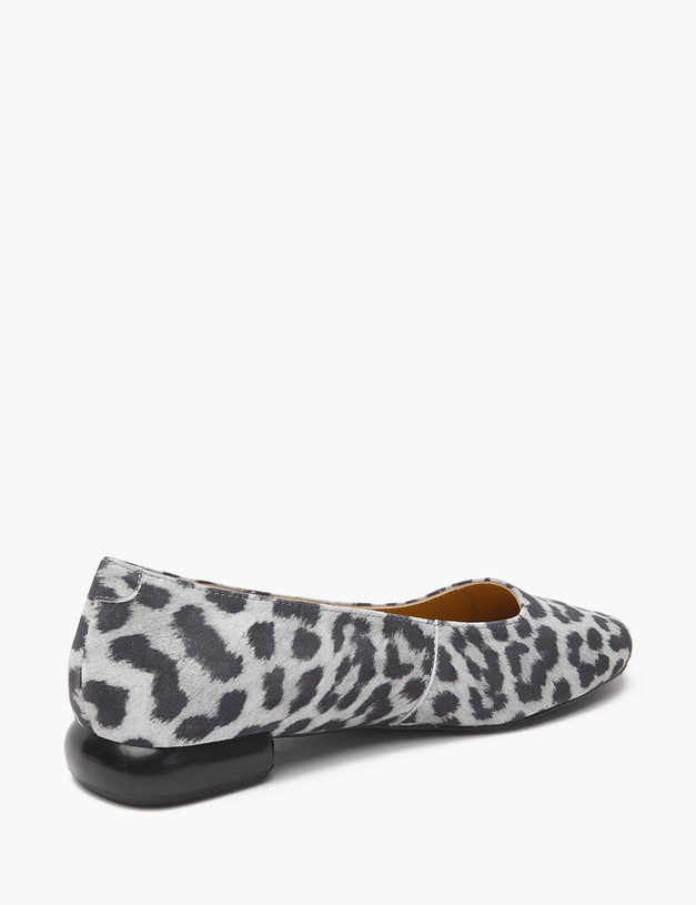 Серые женские балетки с леопардовым принтом MASCOTTE 94-422811-0610 | ракурс 3 Серые женские балетки с леопардовым принтом MASCOTTE 94-422811-0610 | ракурс 3