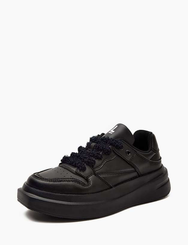 Черные женские кеды с пушистыми шнурками MASCOTTE 156-410921-0602 | ракурс 3