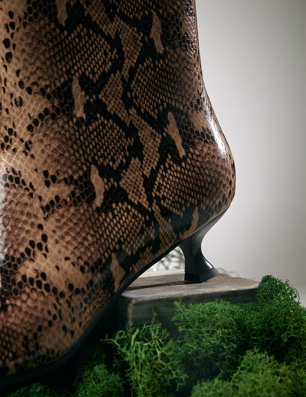 Женские ботильоны со змеиным принтом MASCOTTE 100-510821-0108 | ракурс 2