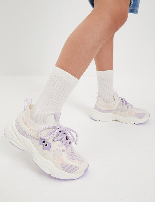 Молочные кроссовки для девочек с фиолетовыми шнурками MASCOTTE 234-413021-0207 | ракурс 3