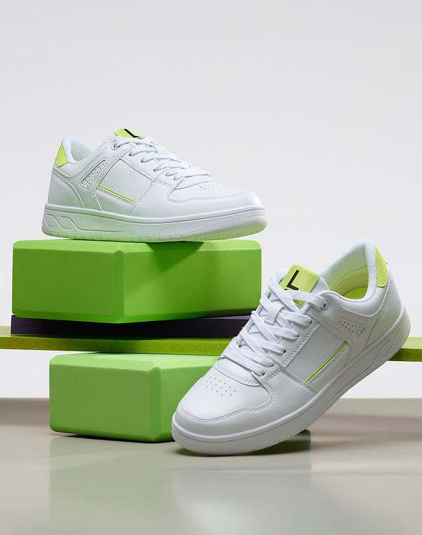 181-411121-0601 Полуботинки для активного отдыха женские кож.спилок/текстиль бел-св.зелен, Mascotte Lite