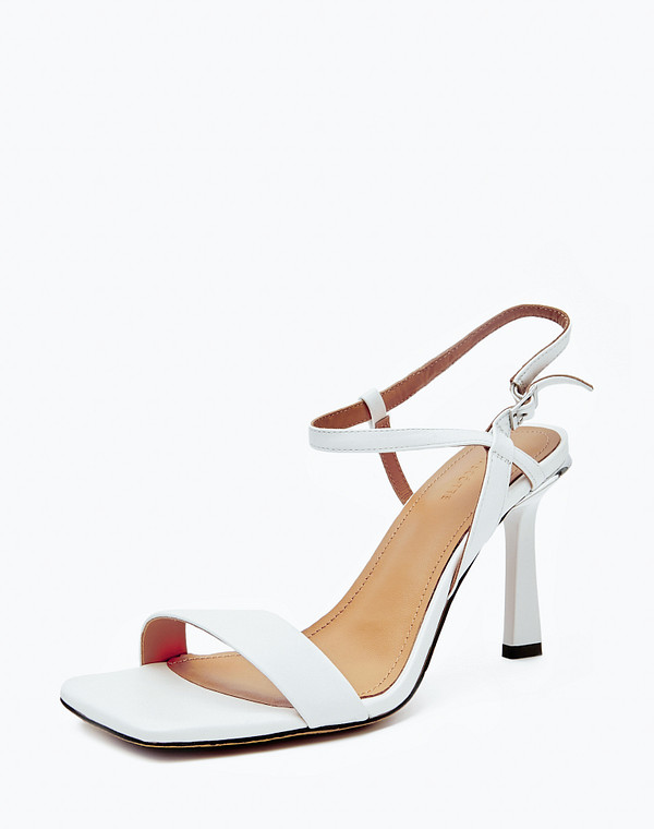 233-411611-0501 Туфли летние женские нат.кожа/нат.кожа бел, Mascotte