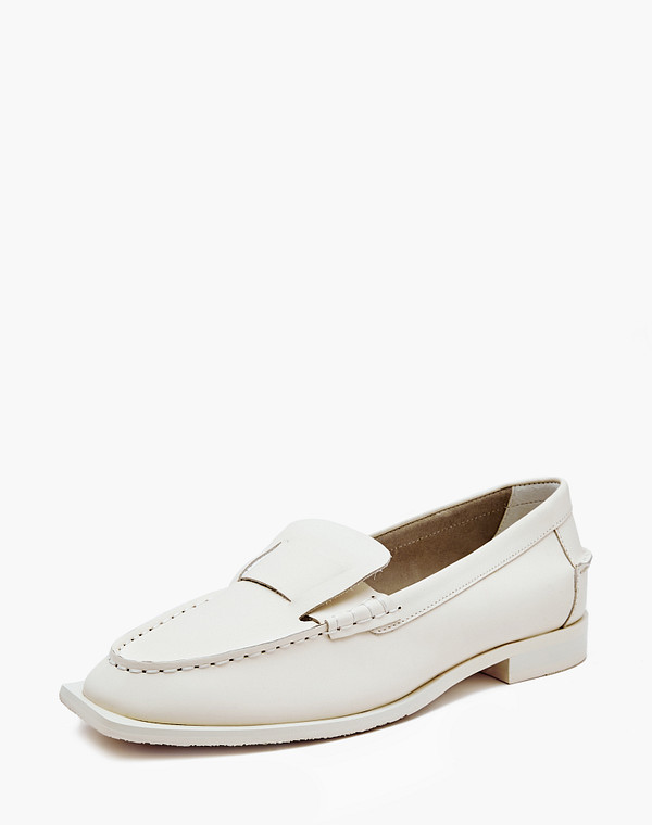 22-4121091-0101 Туфли женские нат.кожа/б.п. молочн, Mascotte