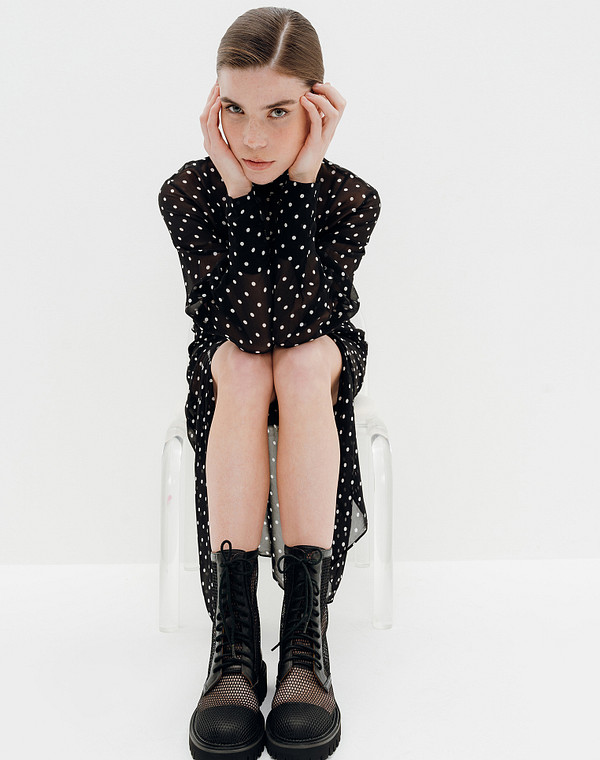 233-4124312-0202 Ботинки женские текстиль-нат.кожа/нат.кожа черн, Mascotte